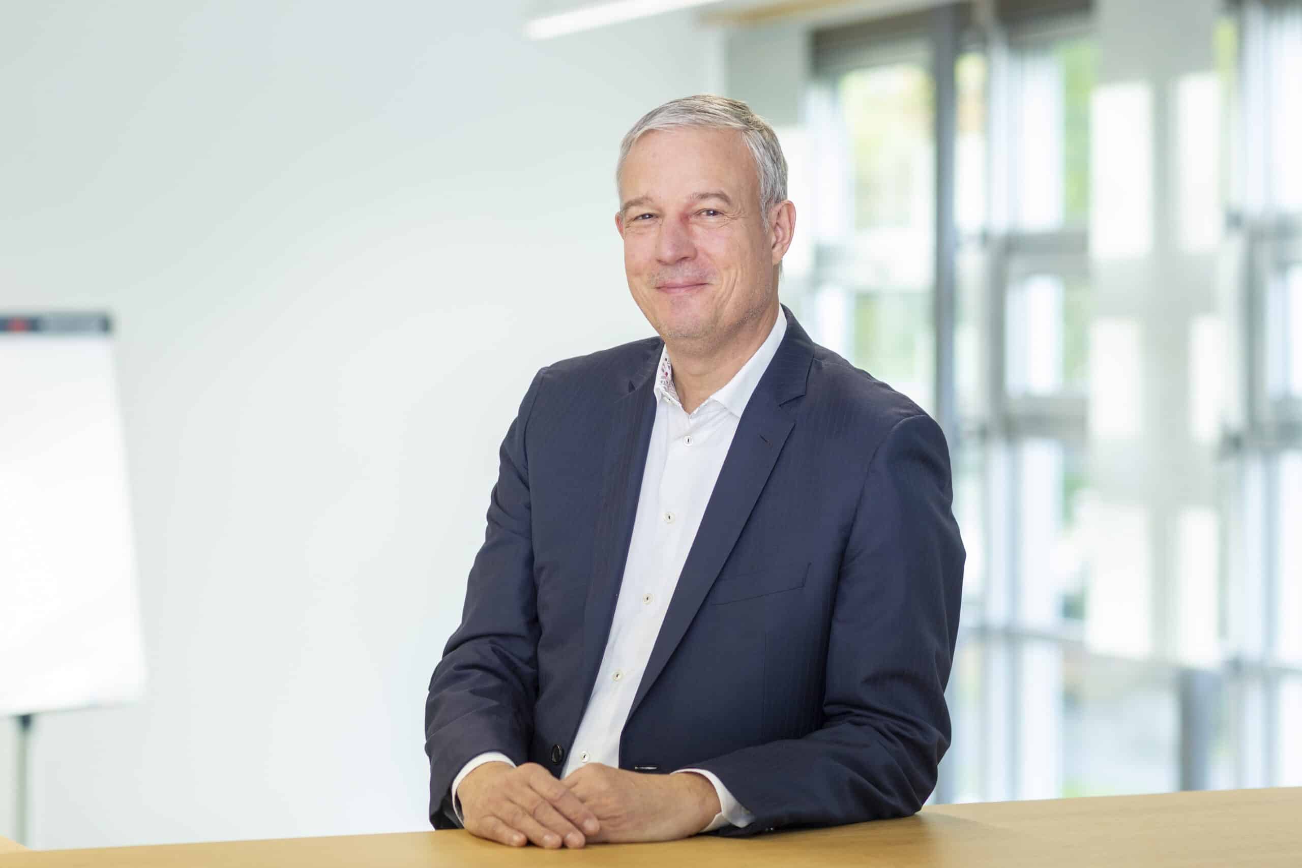 Schweizer Familienbarometer 2024: Daniel Mutz,Studienverantwortlicher und Leiter Vertrieb & Marketing von Pax.